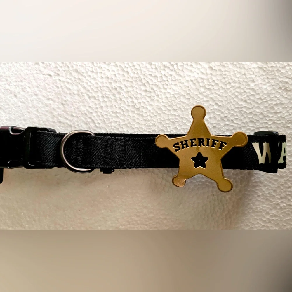 Thrills & Chills Sheriff Glow In The Dark Dog Collar (M)